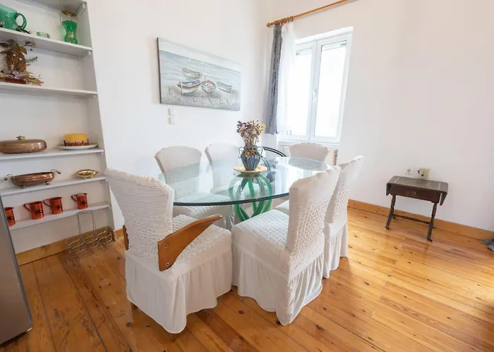 Theofanis Giannoulis Apartment *